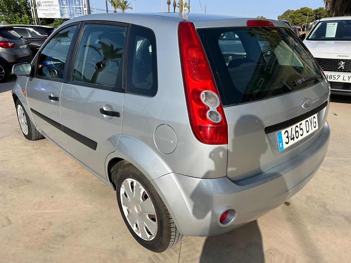 FORD FIESTA TREND 1.6 AUTO SPANISH LHD IN SPAIN 0NLY 58000 MILES SUPERB 2006